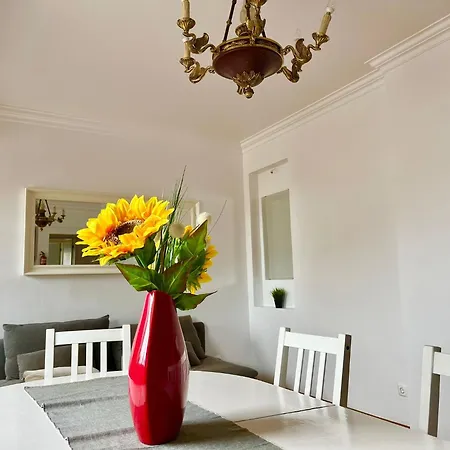2 Bedroom, 2 Bathroom With Terrasse - Palma * Lissabon