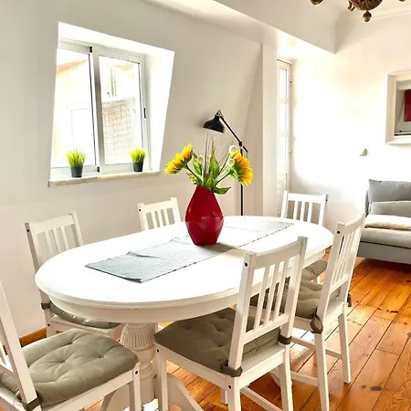 2 Bedroom, 2 Bathroom With Terrasse - Palma Lissabon